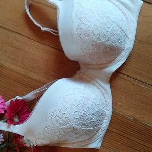 🌺Victoria Secret Bra Body By Victoria Full Coverage🌷